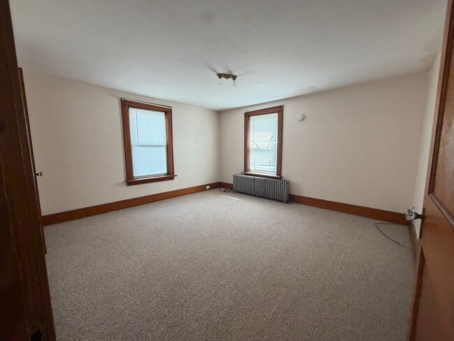 Building Photo - 7144 Susquehanna Trail S