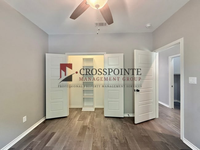 Building Photo - Tour Today! 2 bedroom 2 bathroom duplex in Tyler!