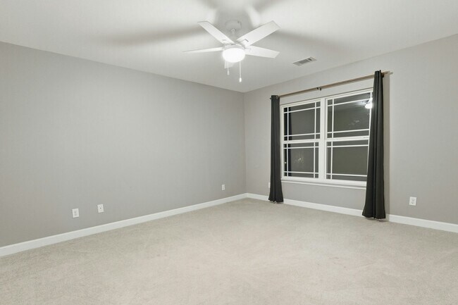 Building Photo - 218 Byron Dr