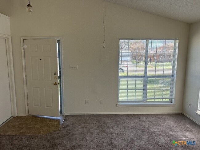 Building Photo - 2305 Purser Dr