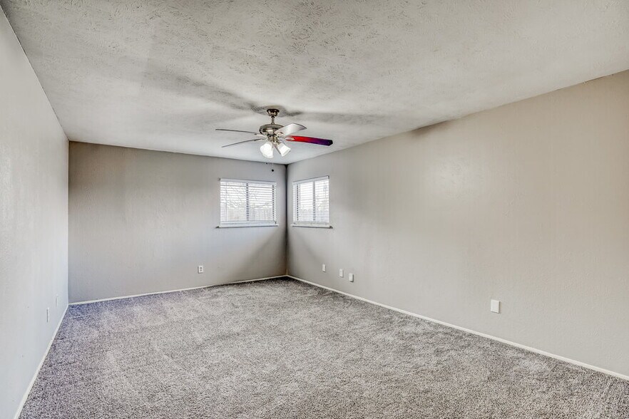 Building Photo - 15614 Mendocino Dr