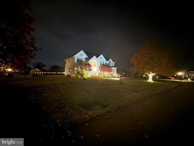 Building Photo - 10 Morning Glory Cir