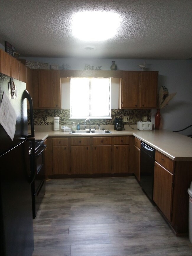 Building Photo - Golf Colony VII Unit 20 J