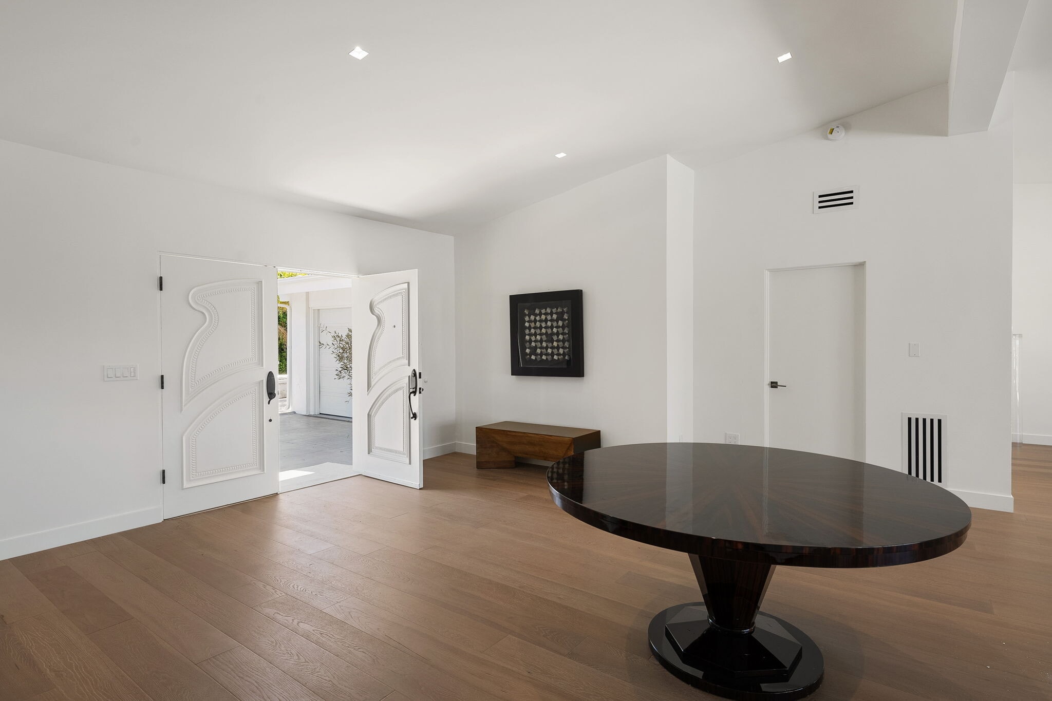 Building Photo - 1641 Tower Grove Dr