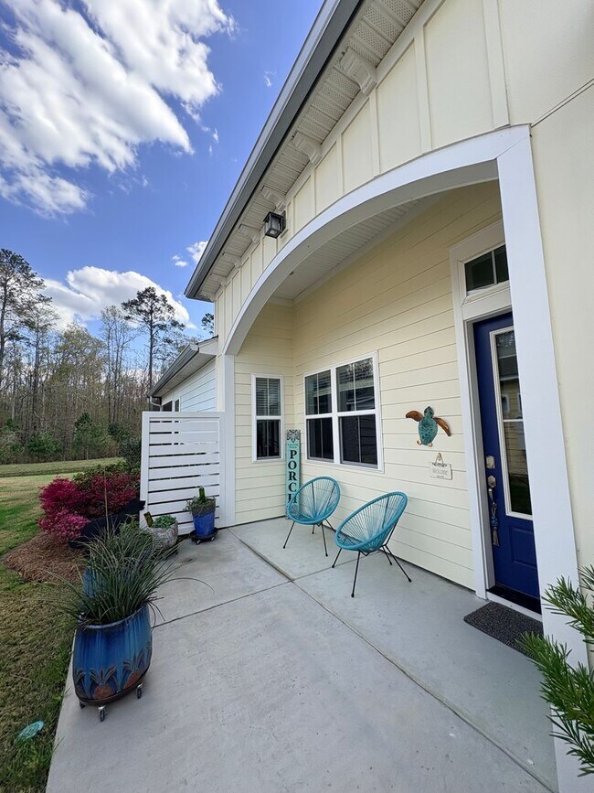 Building Photo - Welcome to Margaritaville 55 + Community