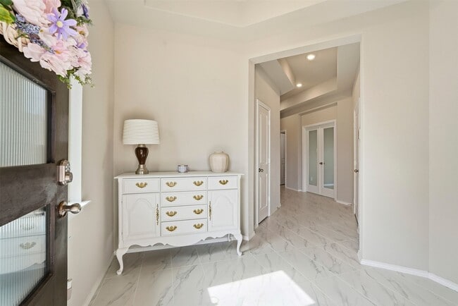 Building Photo - 10526 Cabot Trl