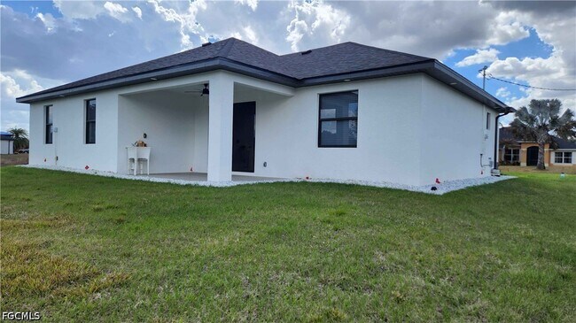 Building Photo - 4622 Gene Ave N