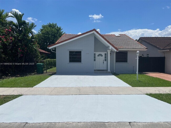 Primary Photo - 13310 SW 40th St