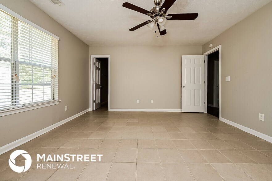 Building Photo - 200 Oak Hill Rd