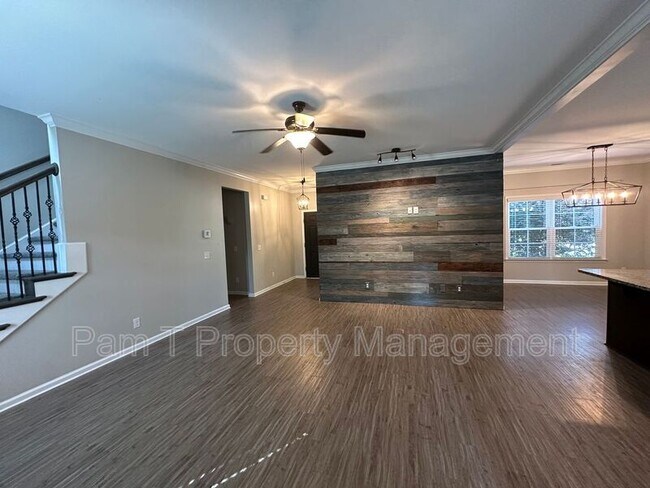 Building Photo - 131 Wall St