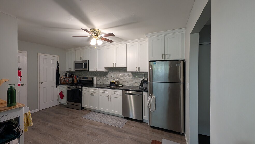 Building Photo - 1029 Cricket Ln