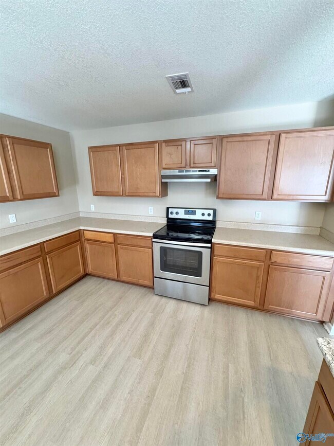 Building Photo - 207 Millbury Ct