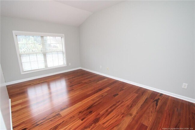 Building Photo - 8367 Primanti Blvd