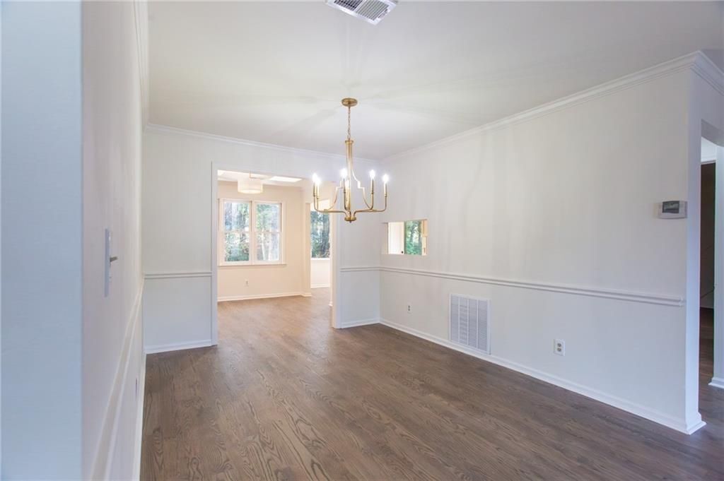 Building Photo - 45 St Claire Ln NE