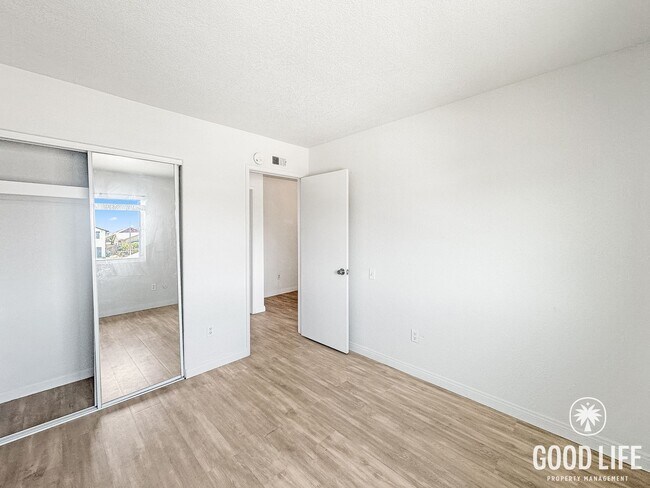 Building Photo - Spacious 5BD/2.5BA Two-Story Home in South San Diego with Large Backyard, Office & Attached Garage