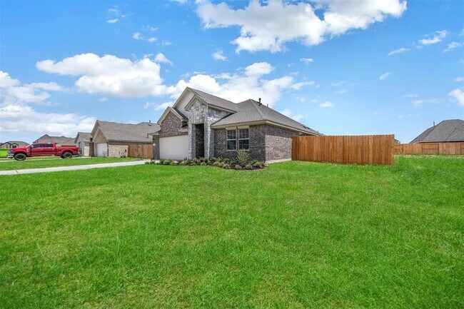 Building Photo - 7402 Keechi Pl