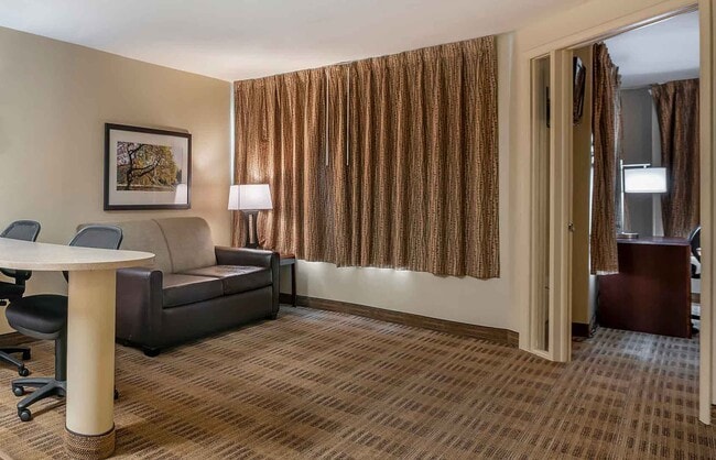 Building Photo - Furnished Studio-Houston - Med. Ctr. - Bra...