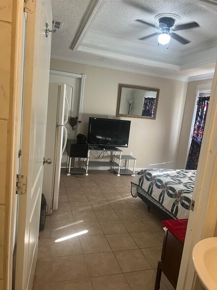 Building Photo - 4917 Onion Rd