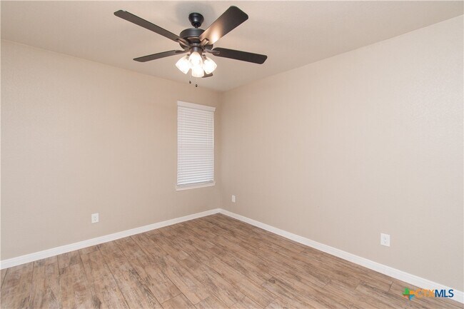 Building Photo - 2060 Stillwell St