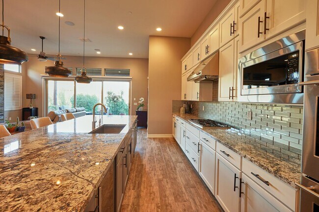 Building Photo - 26627 N 104th Way