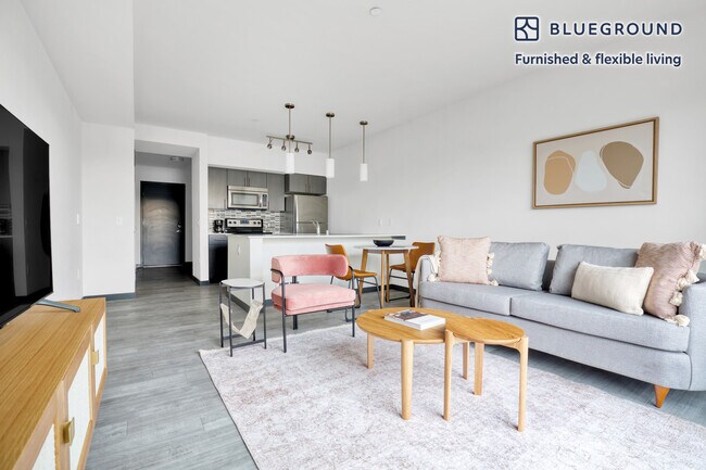 Building Photo - 15511 NE 22nd Pl