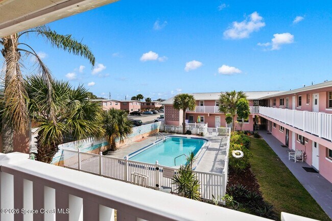 Building Photo - 401 Monroe Ave