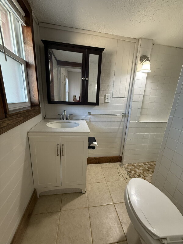 Building Photo - 821 Broadway