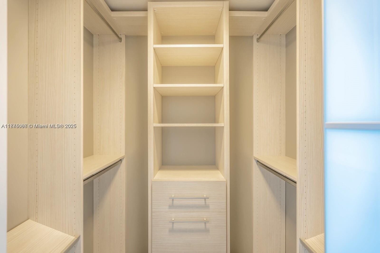 Building Photo - 488 NE 18th St