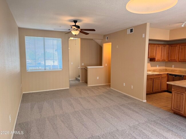 Building Photo - 18250 N Cave Creek Rd