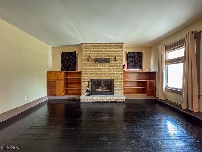 Building Photo - 604 W Laclede Ave