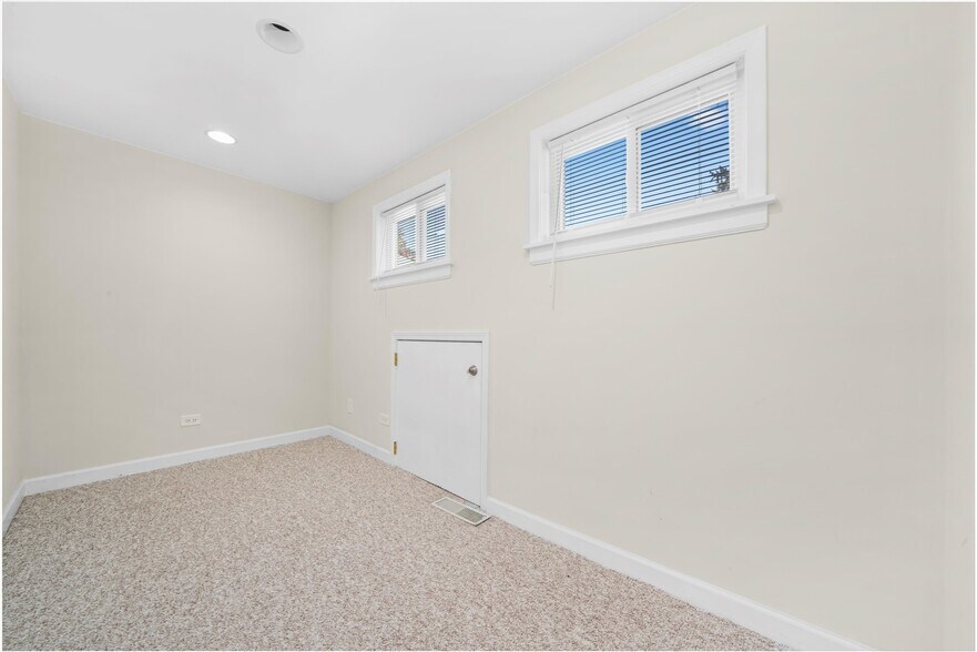 Building Photo - 2108 Harrison St