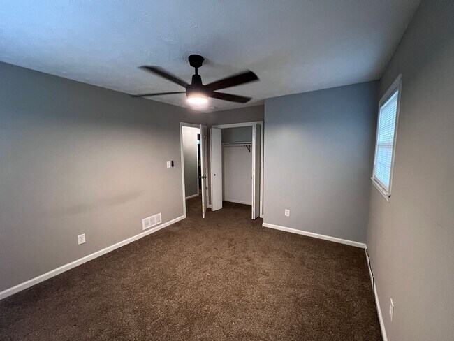 Building Photo - Spacious 4-Bedroom, 3-Bath Home with Moder...