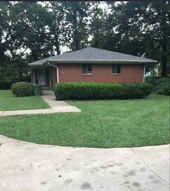 Building Photo - 1084 Cordova St SW