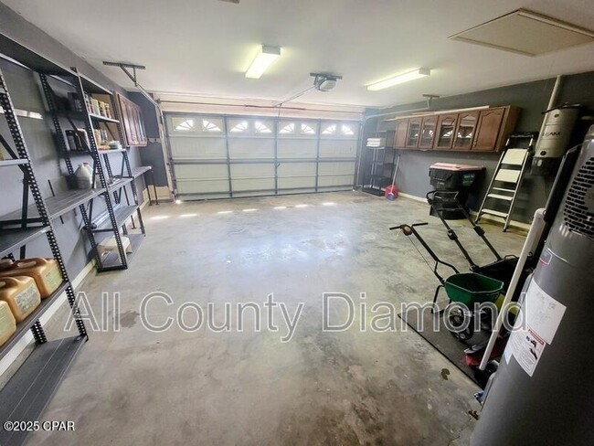 Building Photo - 247 Boca Shores Dr