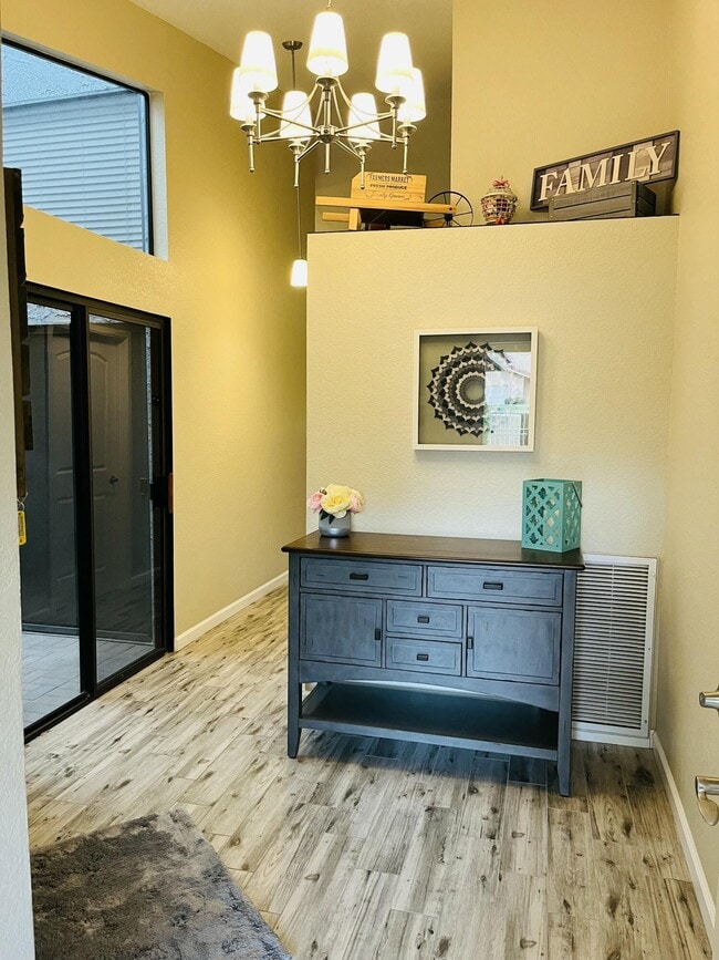 Building Photo - 41120 Woodhaven Dr E