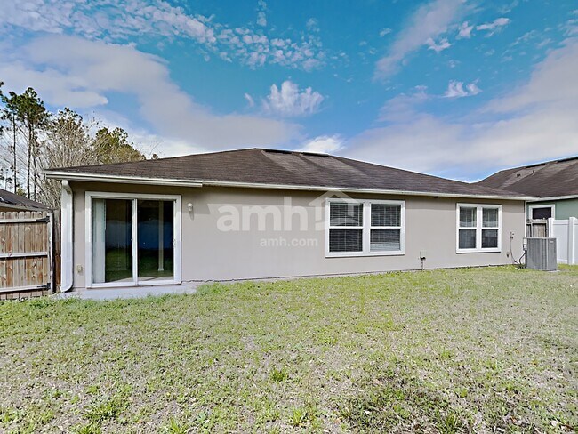 Building Photo - 12379 Sugarberry Way