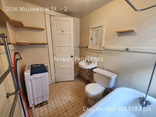 Building Photo - 1036 Williamson St