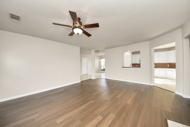 Building Photo - 17303 Quiet Grove Ln