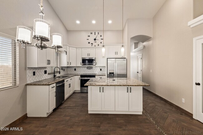 Building Photo - 23538 W Grove Cir