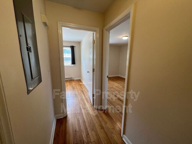 Building Photo - 1937 Morehead Ave