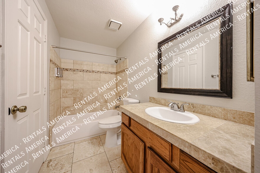 Building Photo - 11011 N 92nd St