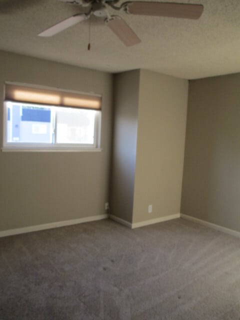 Building Photo - Parkview Townhomes across from Carmichael ...