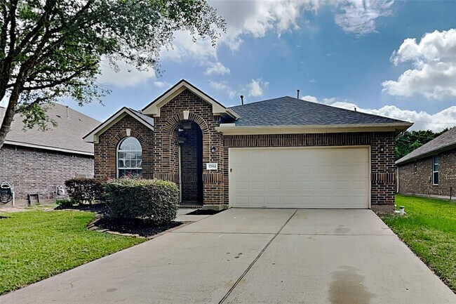 Primary Photo - 17814 Misty Pond Ct