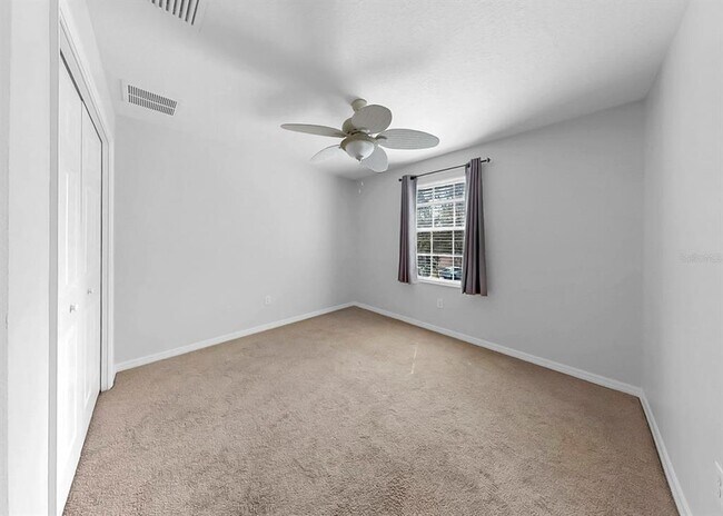 Building Photo - 17423 New Cross Cir