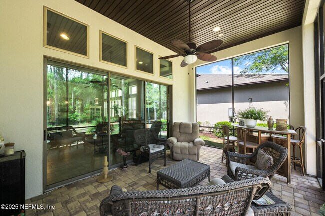 Building Photo - 435 Wingstone Dr