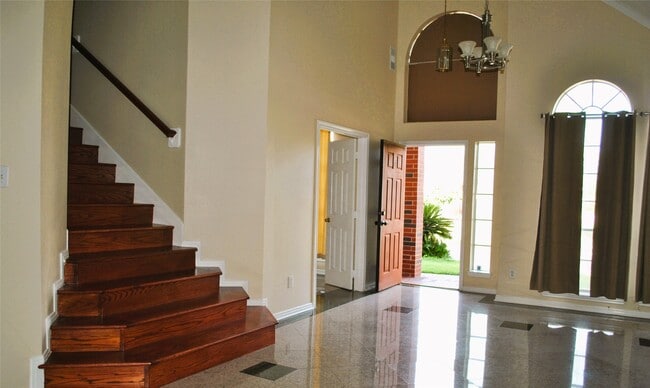 Building Photo - 3140 Markscott Dr