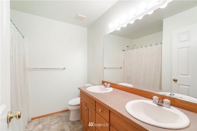 Building Photo - Beautiful Auburn Home for Rent!