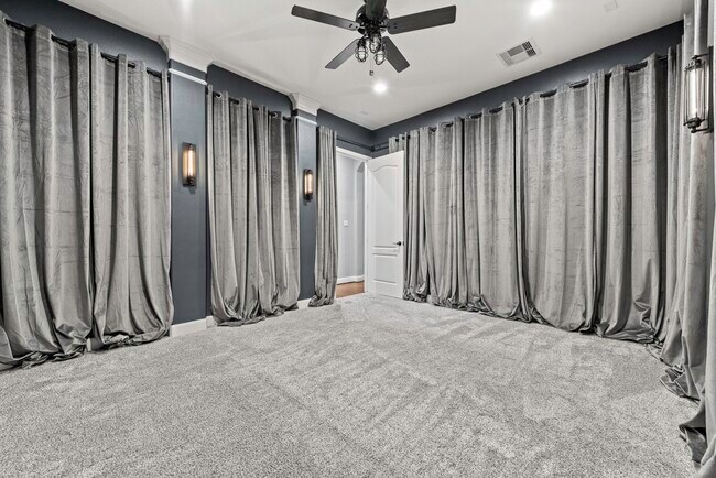 Building Photo - 110 Pickerel Point Ct