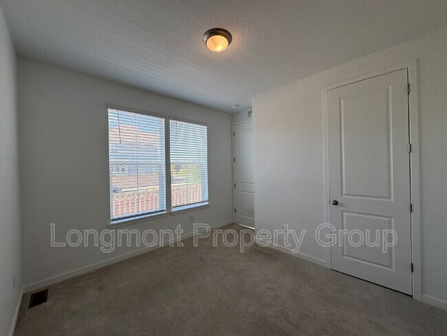 Building Photo - 1648 Drake Aly
