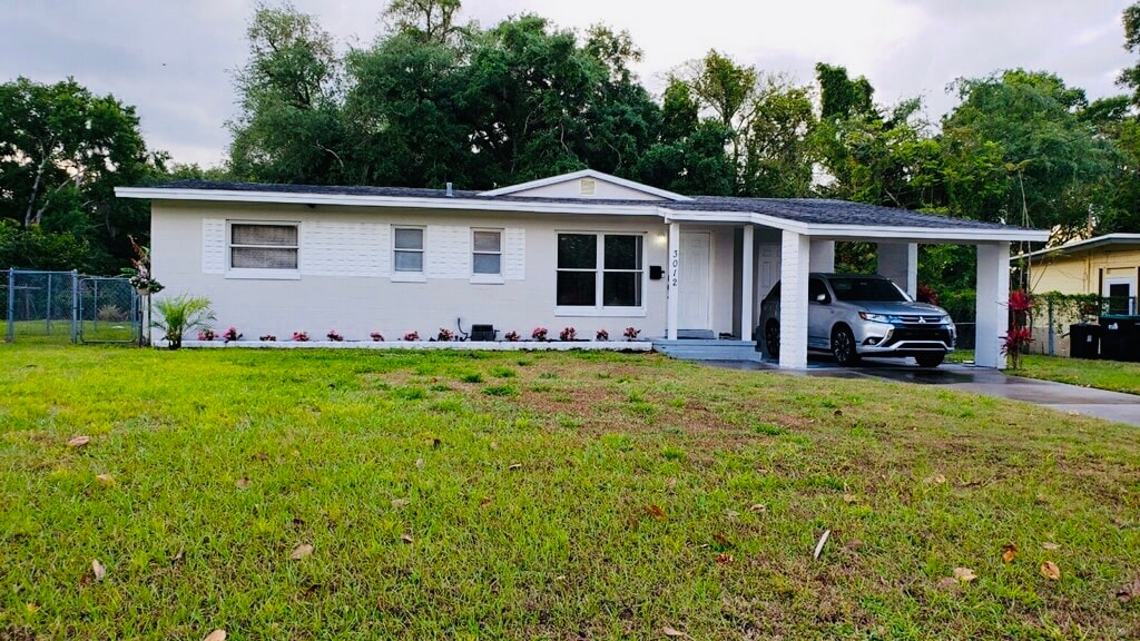 Front of house - 3012 Rogan Rd